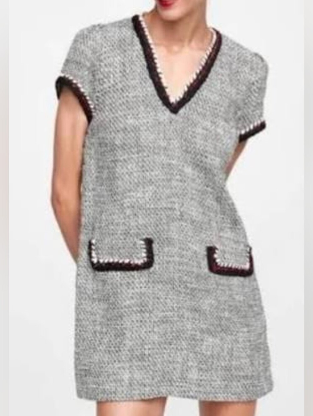 ZARA Women's Black & White Tweed Knit V-Neck Mini Dress with Pocket Trim Sz S